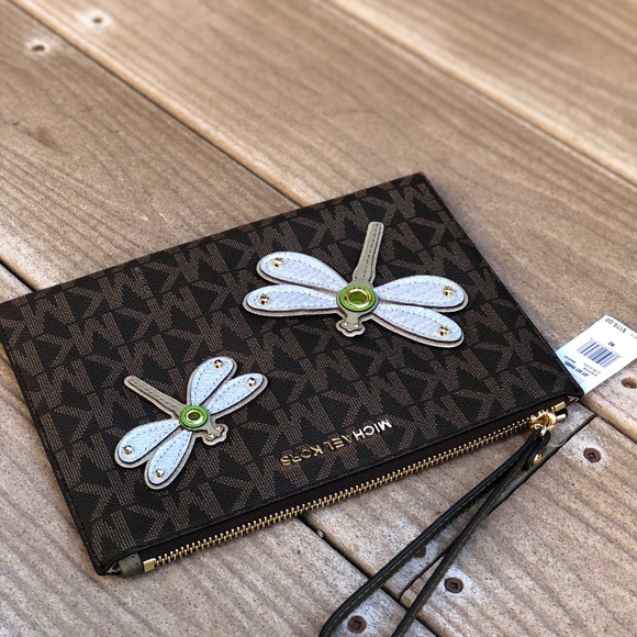 Michael Kors jet set travel monogramLG zip clutch - Picture 3 of 8